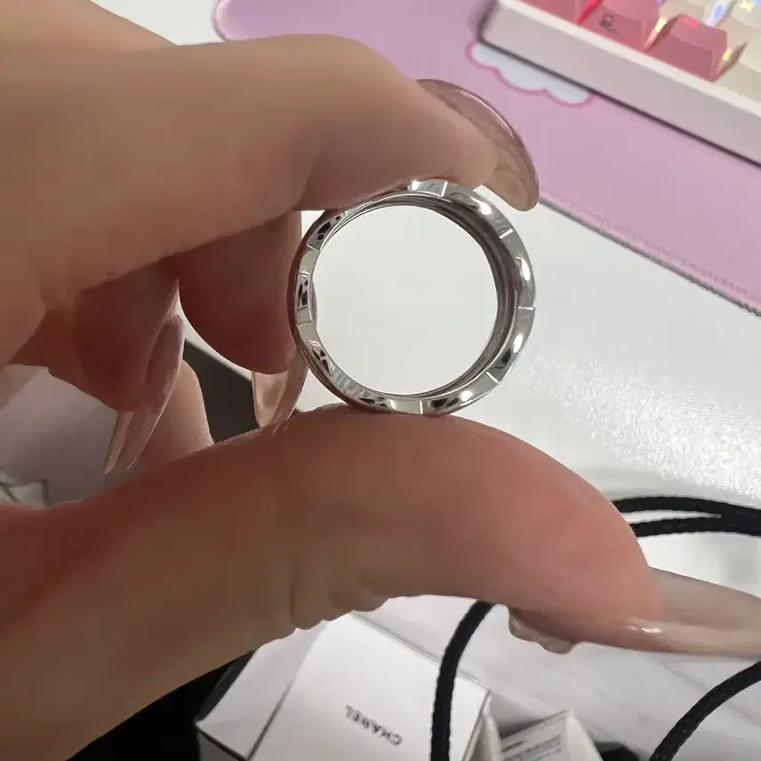 샤넬 코코 크러쉬 링 18K 화이트 골드 스몰 모델 사진 5