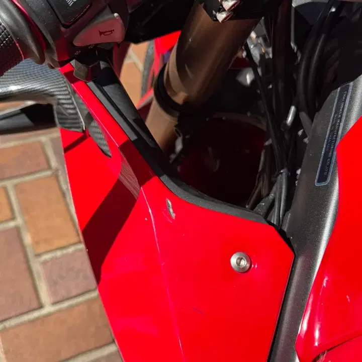 CBR650R (2021) 11