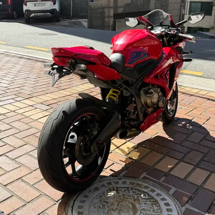 CBR650R (2021) 3