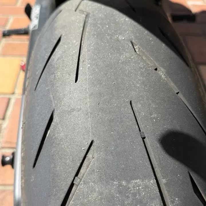 CBR650R (2021) 5