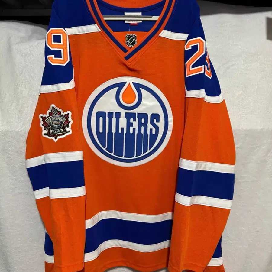 [Mitchell & Ness] NHL 에드먼턴 오일러스 #29 레트로 아이스하키 저지 / 헤리티지 클래식 / 2XLB