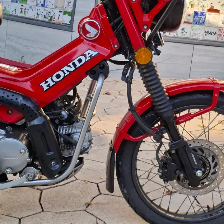 헌터커브CT125 (2025) 3