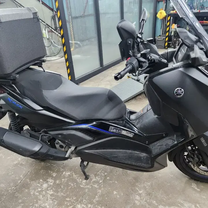 XMAX 300 (2025) 2