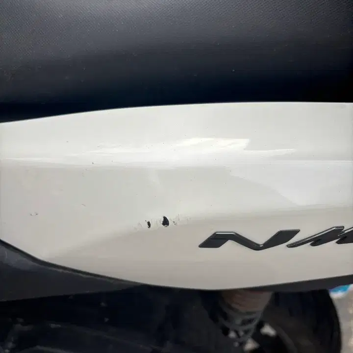 NMAX 125 (2025) 8
