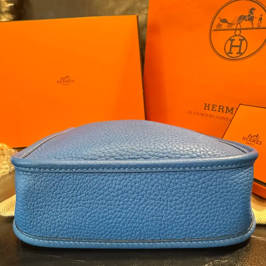 에르메스 [정품](새상품)에르메스 HERMES 에블린 16 미니 크로스백 (블루) 사진 3