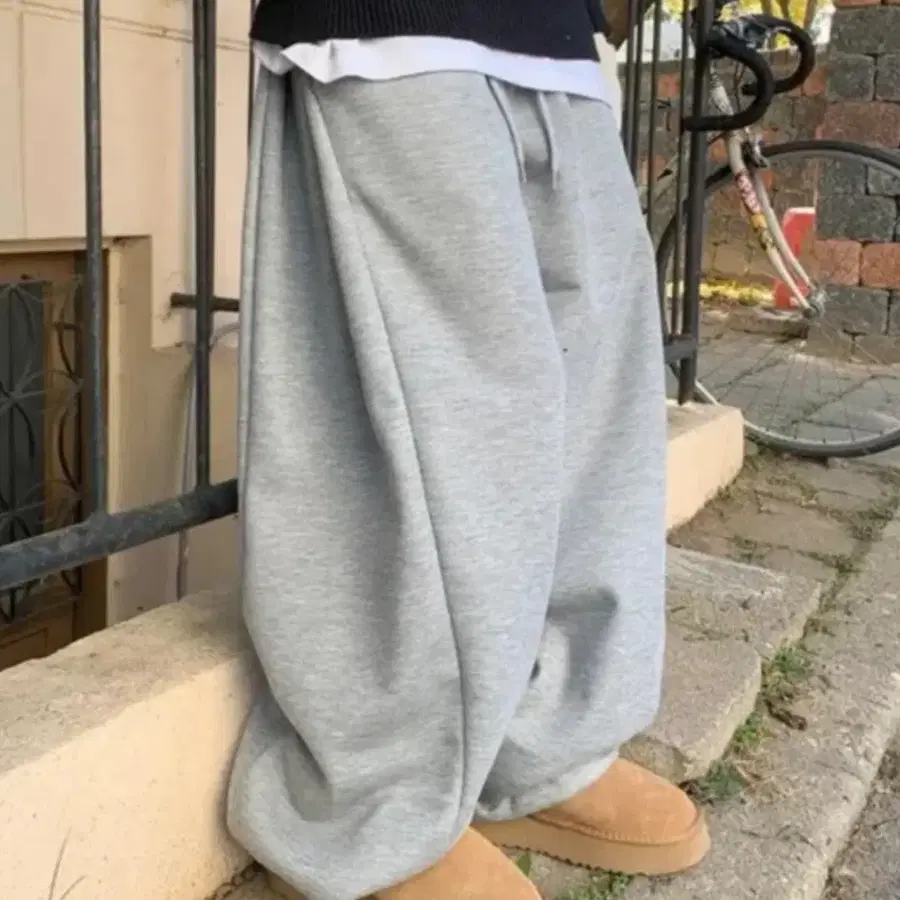 그레이색 오버핏 스트릿 조절 가능