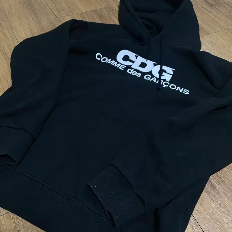 Xl] CDG 꼼데가르송 후드티 블랙
