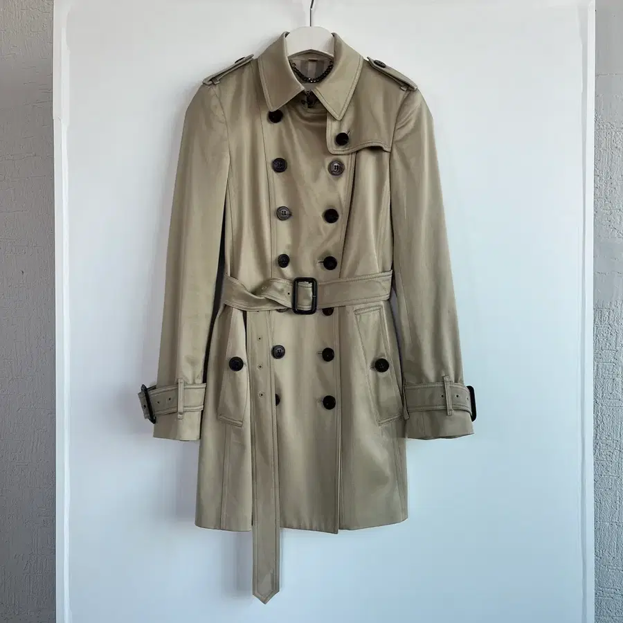 BURBERRY 버버리 런던 클래식 베이지 더블 트렌치코트 -1015