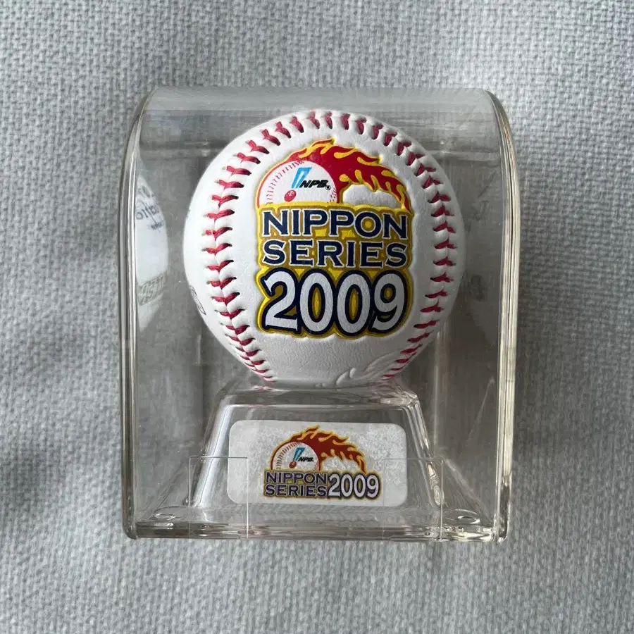 일본 2009년 일본시리즈 기념구 화이트 (이승엽 해당)