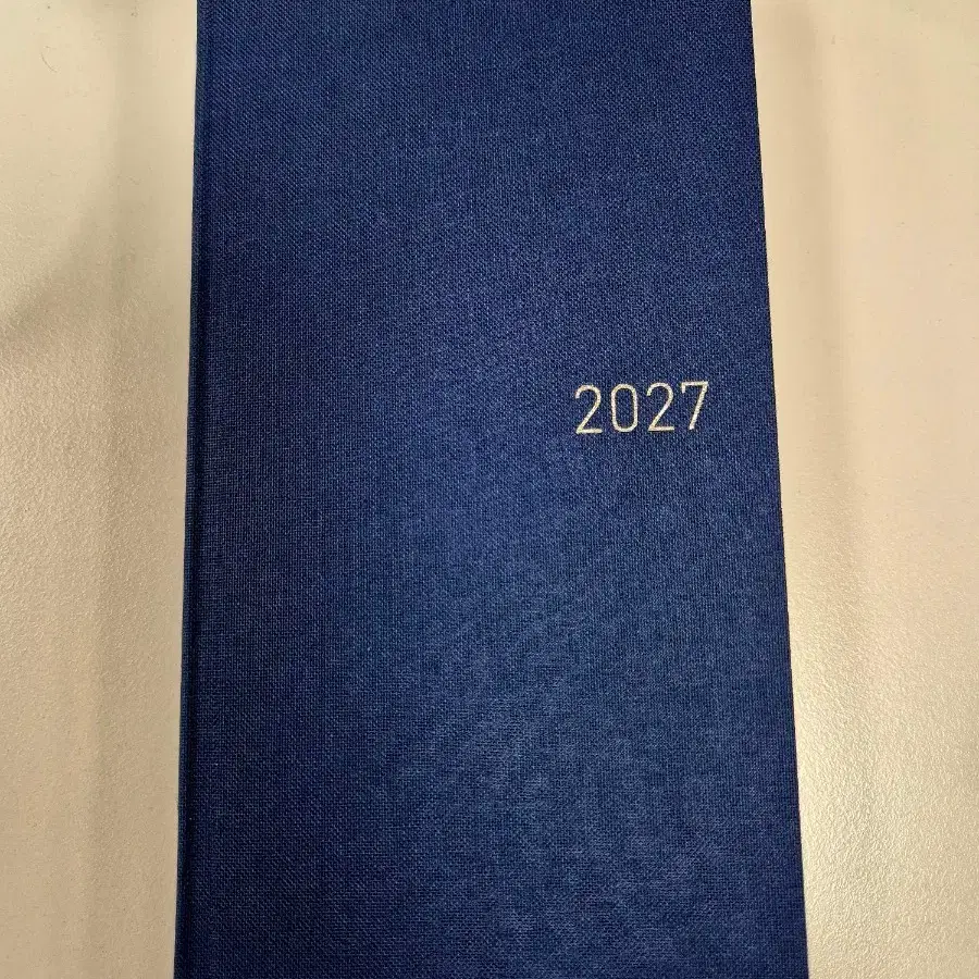호보니치윅스 메가 2027 미드나잇블루 영문