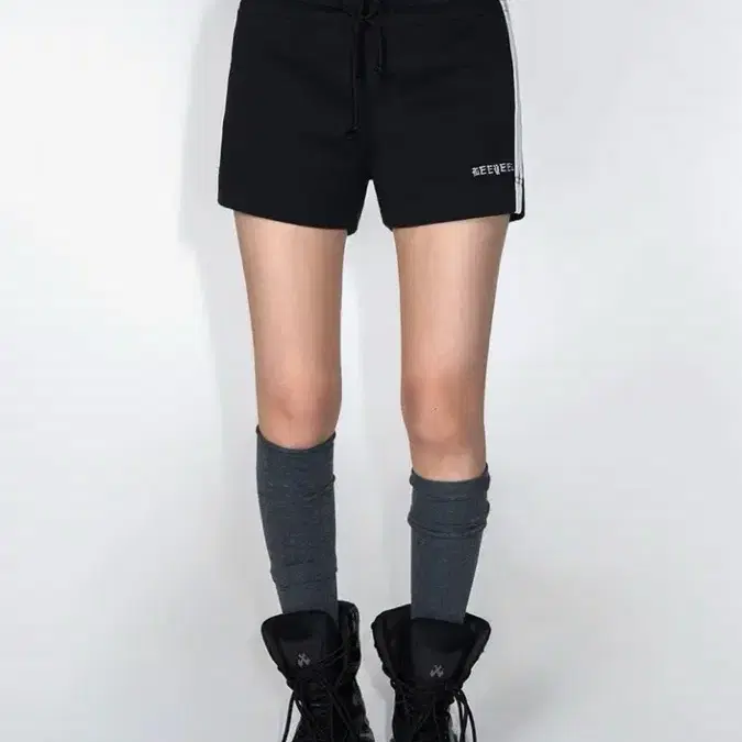 yeel Shorts