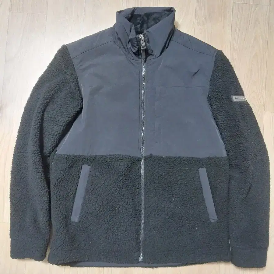 xxx. Men's M Limited Polyester Sherpa Jacket - Size 100