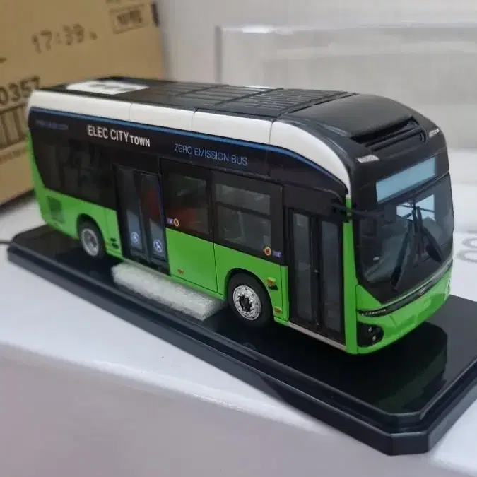 1:52일렉시티타운3D레진 모형서울마을버스도색