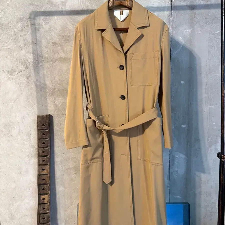 아르켓 벨티드 맥시 코트 여성66