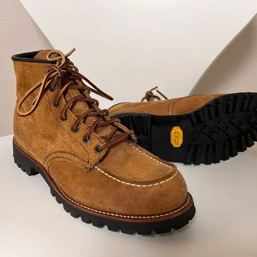 レッドウィング x j.crew 木土スエード 4580 D10