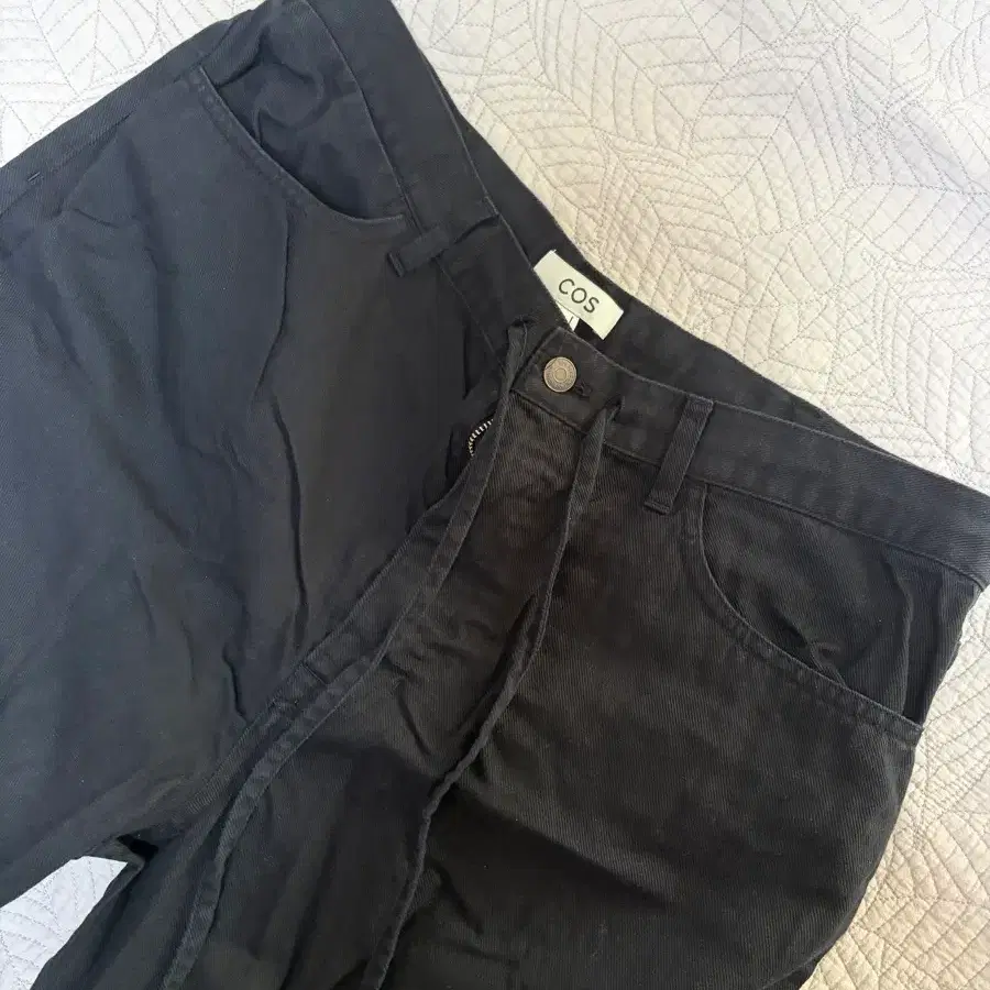 cos 블랙면바지