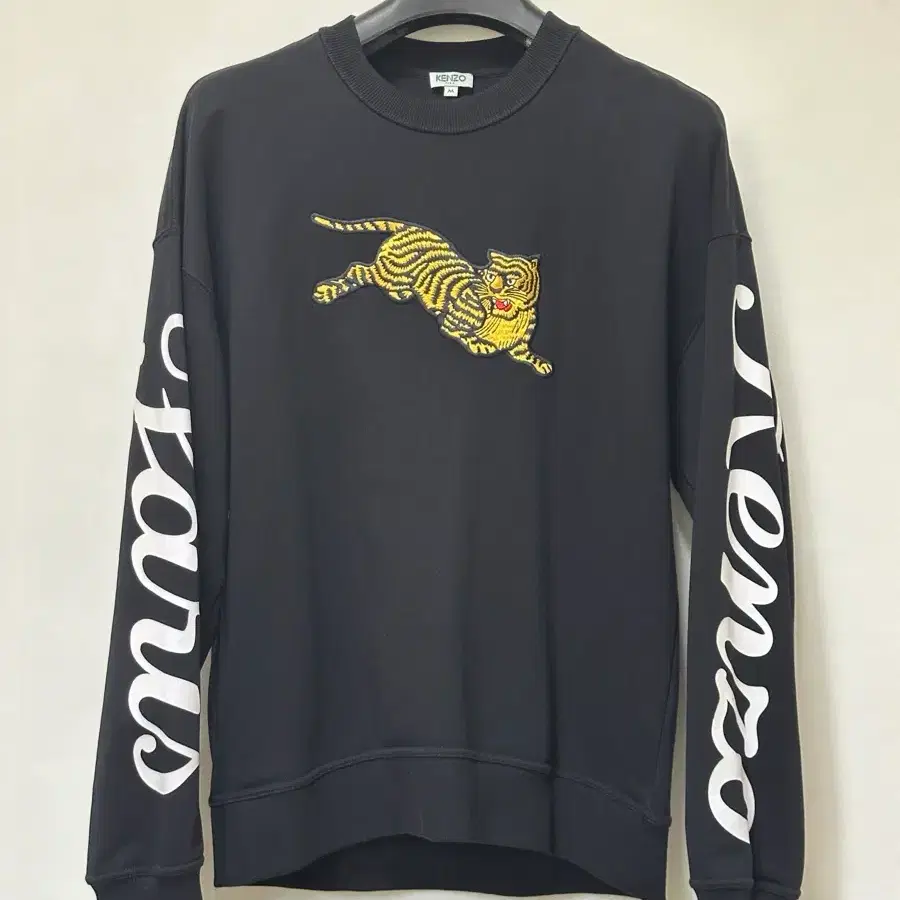 신품급KENZO Jumping Tiger 점핑 타이거 라운드넥  맨투맨
