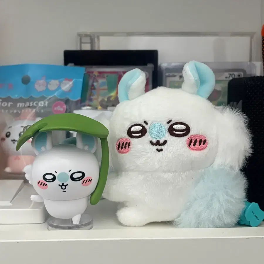 먼작귀 모몽가 집게, 모몽가 피규어 일괄