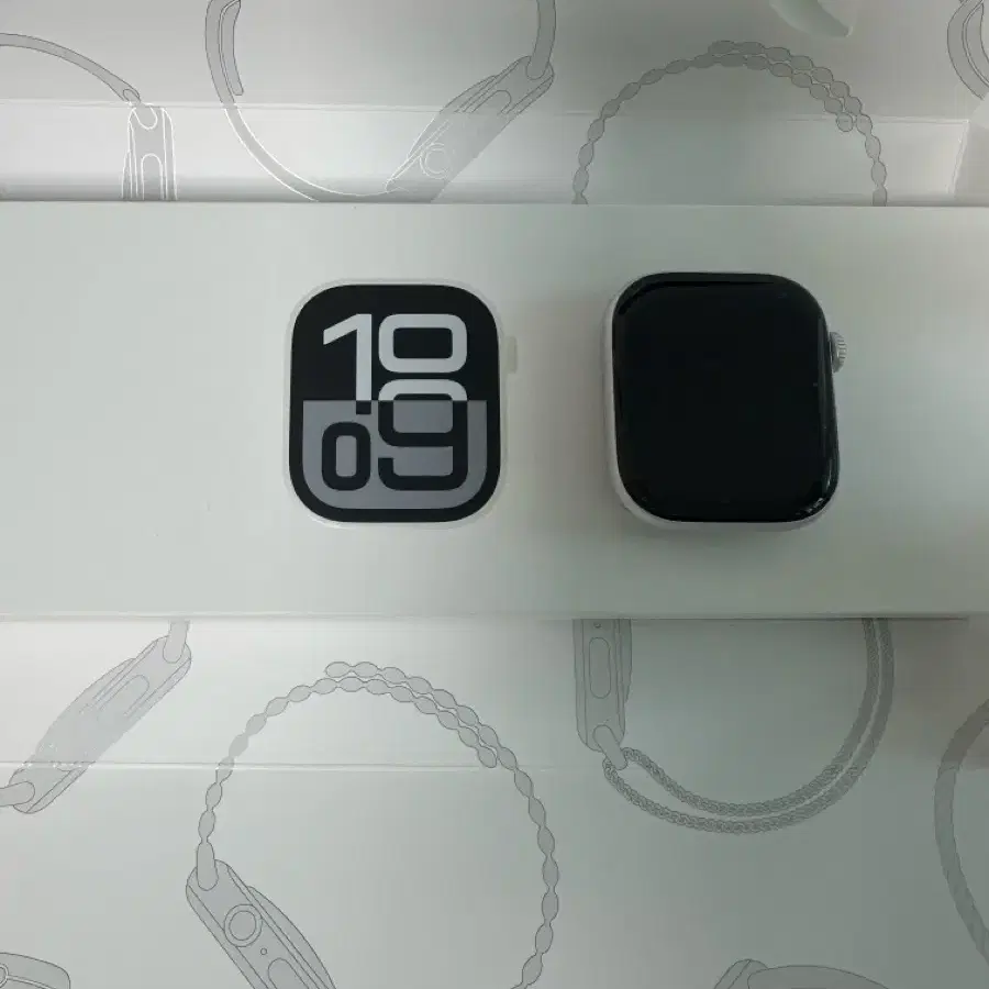 애플워치 10 46mm 실버/배터리 97%