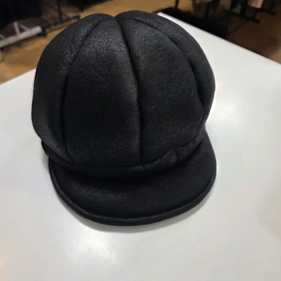블랙 빵모자