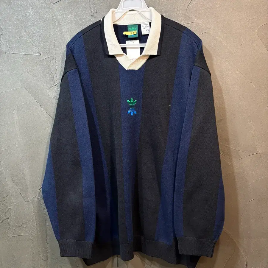 [L] ADIDAS 아디다스 스트라이프 카라 니트