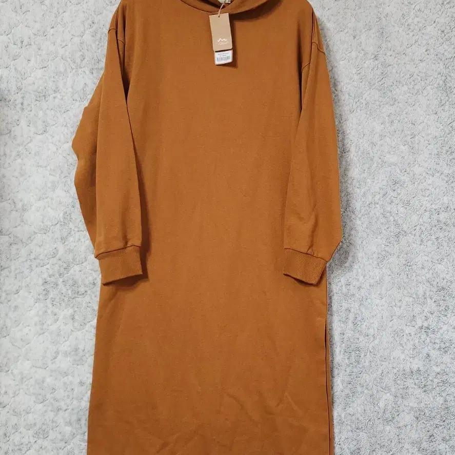 K385 [L] 새상품 MOCCASOM 롱 후드 티셔츠