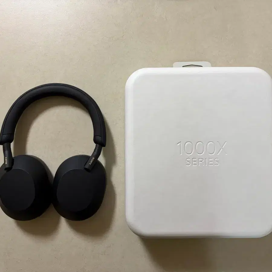 소니 WH-1000XM5 헤드폰 블랙 풀박스 + 거치대