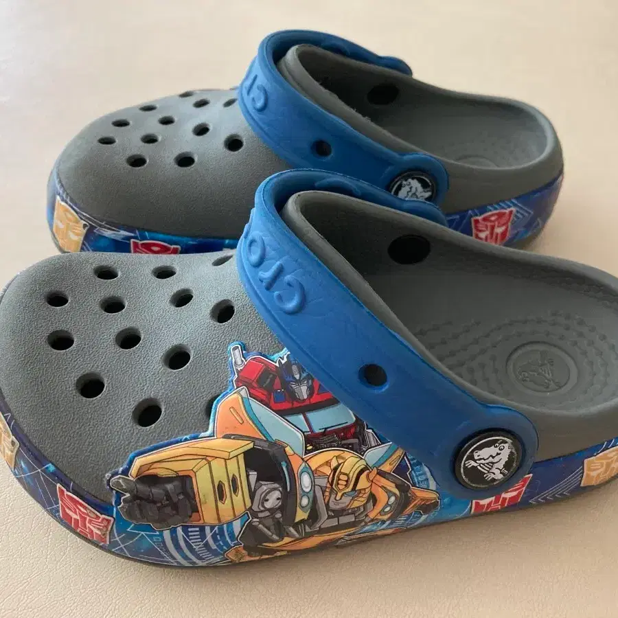크록스 CROCS 트랜스포머 C10