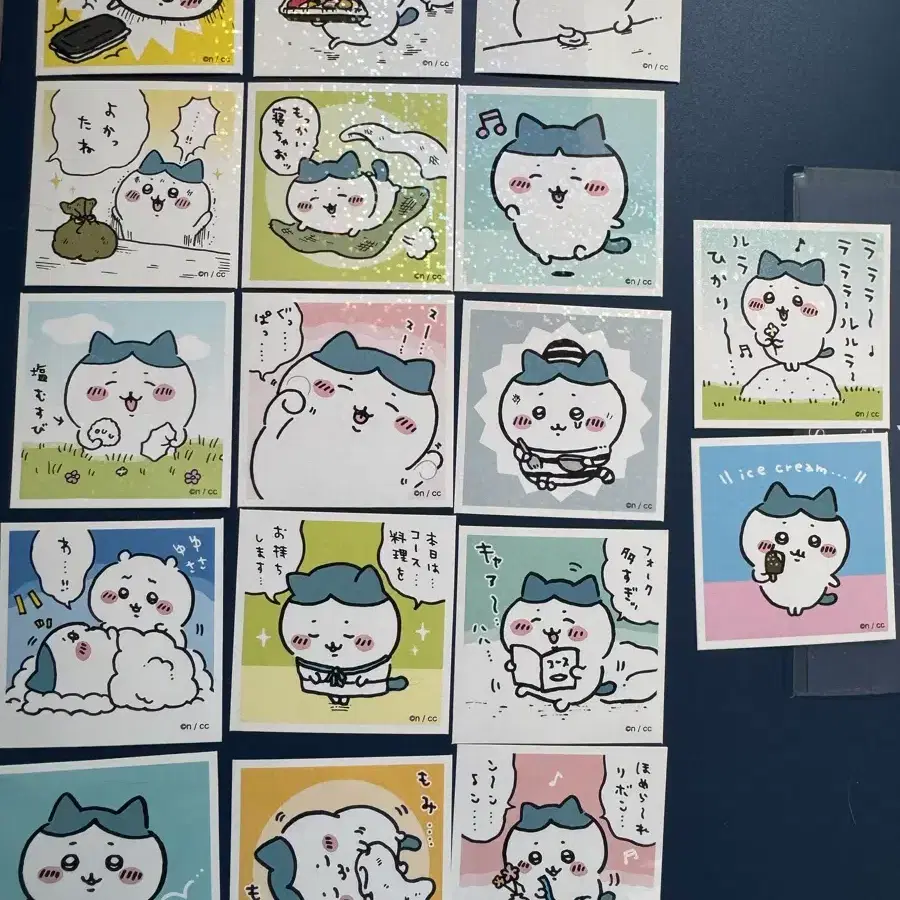 치이카와 하치와레 엔스카이 껌 스티커