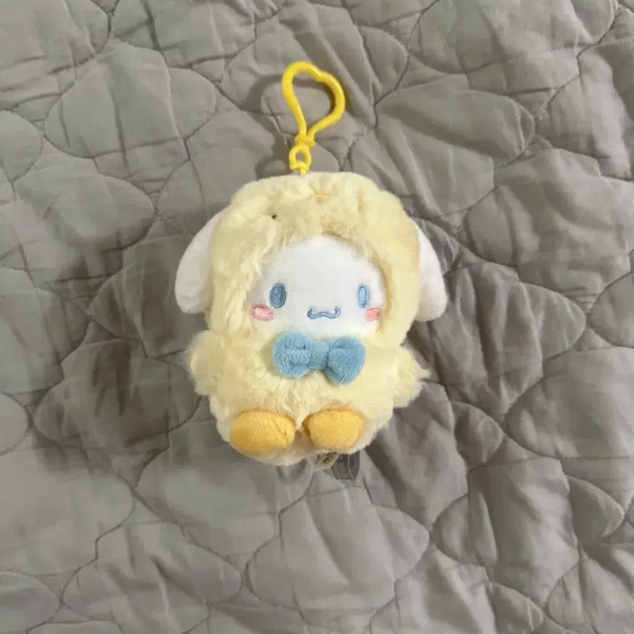 (새상품/정품) 시나모롤 병아리 키링 인형 가방고리 12cm