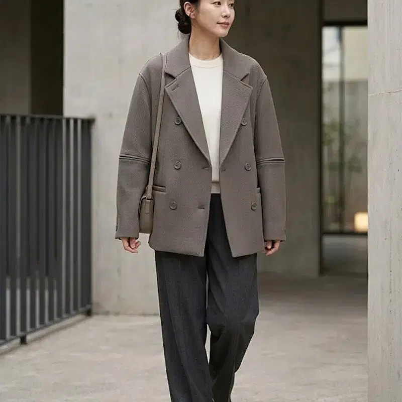 여) 구호 입체 트윌 더블 자켓