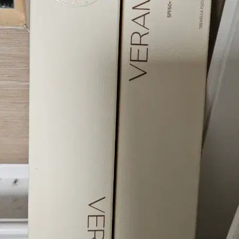 (새상품 반값이하 최저가)베라모어 브라이트닝 광채 선세럼 35ml 선크림 썬크림 항산화,저자극