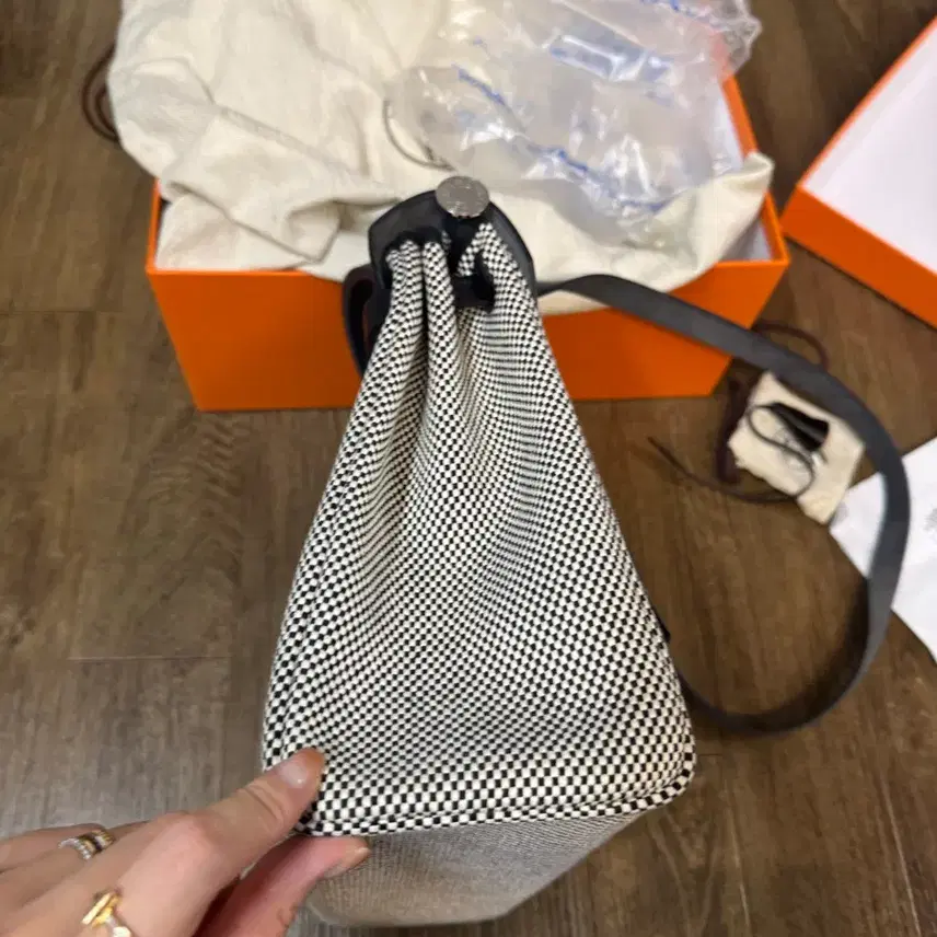 에르메스 에르백 31 에크루 블랑누아 사진 3