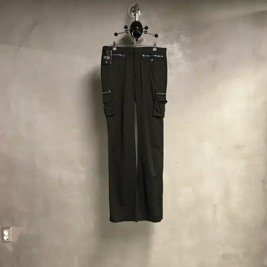 베르사체 브라운 카고 팬츠 새상품 50
