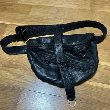 ZER 바디백 블랙 가죽 Y2K 기믹