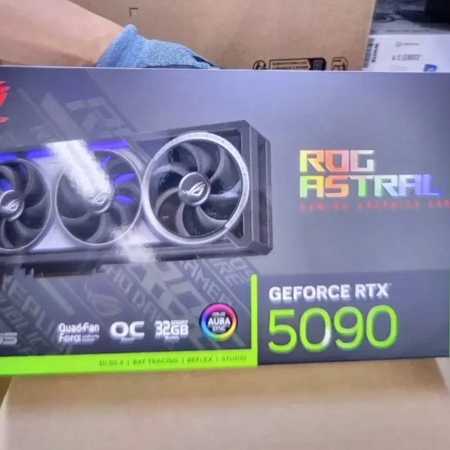 ASUS ROG ASTRAL GEFORCE RTX 5090 OC D6X 32GB