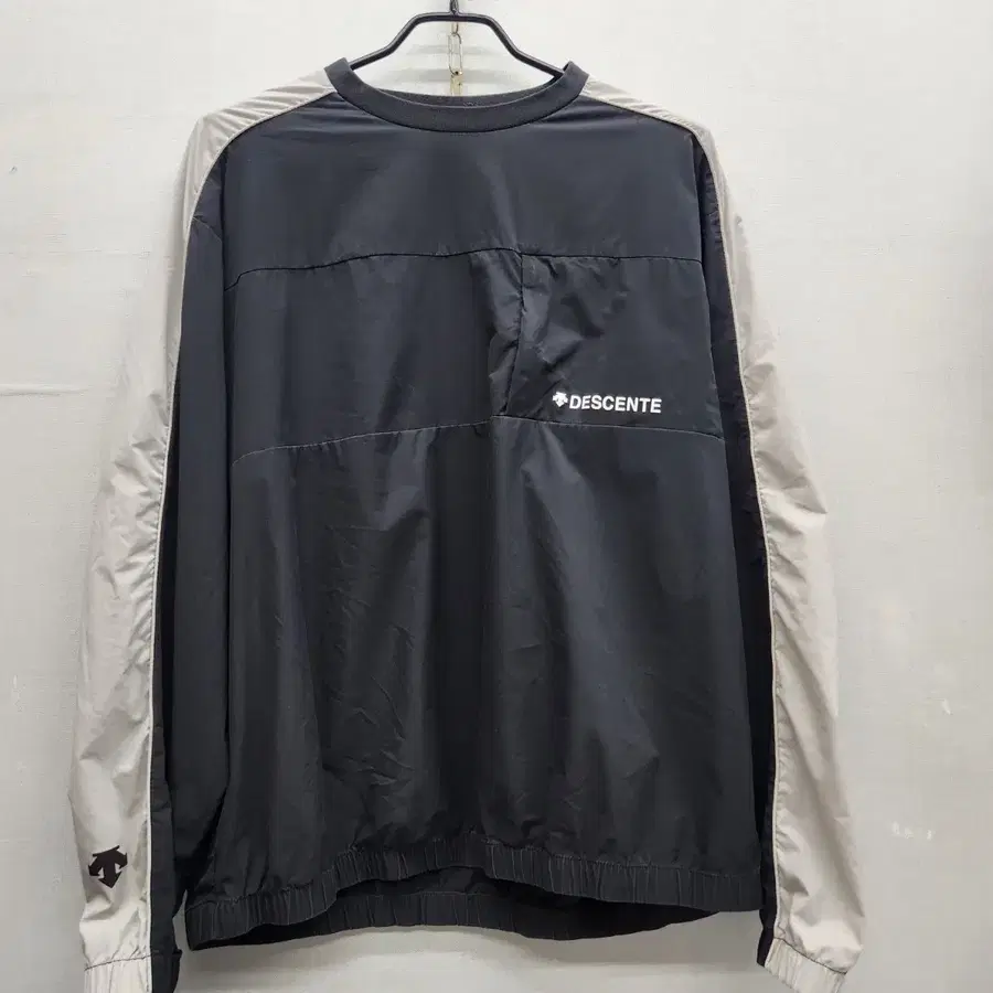 데상트 사이드라인 웜업 바람막이 L(XL)