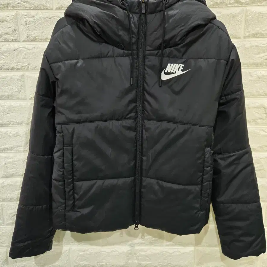 나이키(NIKE) 22SS 여성 스포츠웨어 신세틱 필 후디 자켓
