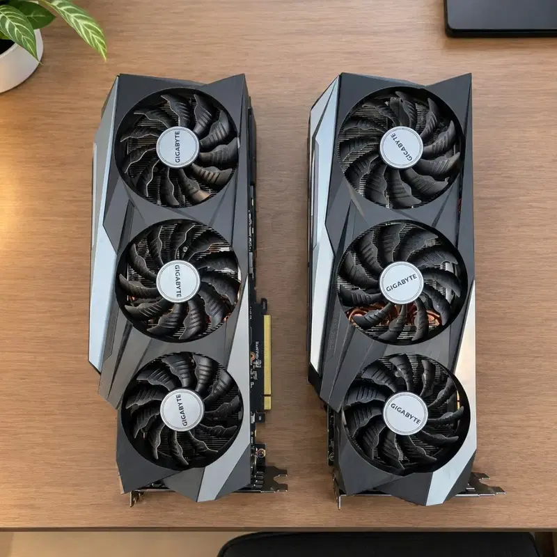 기가바이트 RTX3080 ( RTX4070 동급 ) 그래픽카드 싸게 팝니다