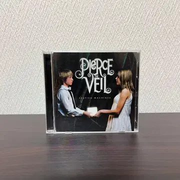 PIERCE THE VEIL / SELFISH MACHINES