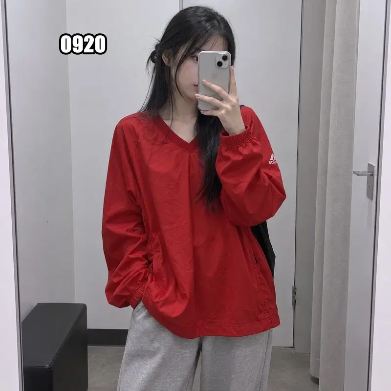 M 아디다스 00s 올드스쿨 레드 웜업 티셔츠