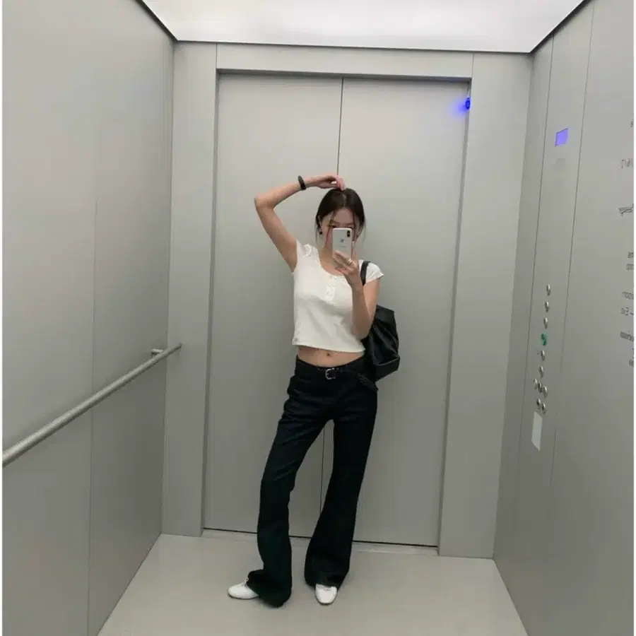 타낫 T/T Noir bootcut denim S사이즈