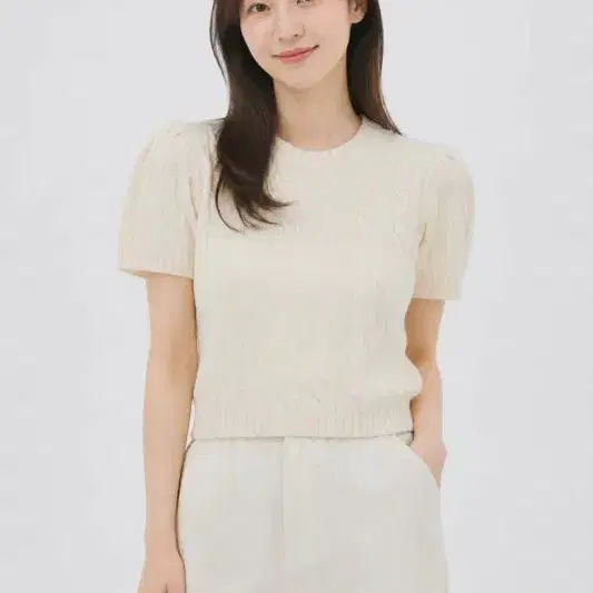 여M/스튜디오 오브제 크림 코튼 혼방 니트