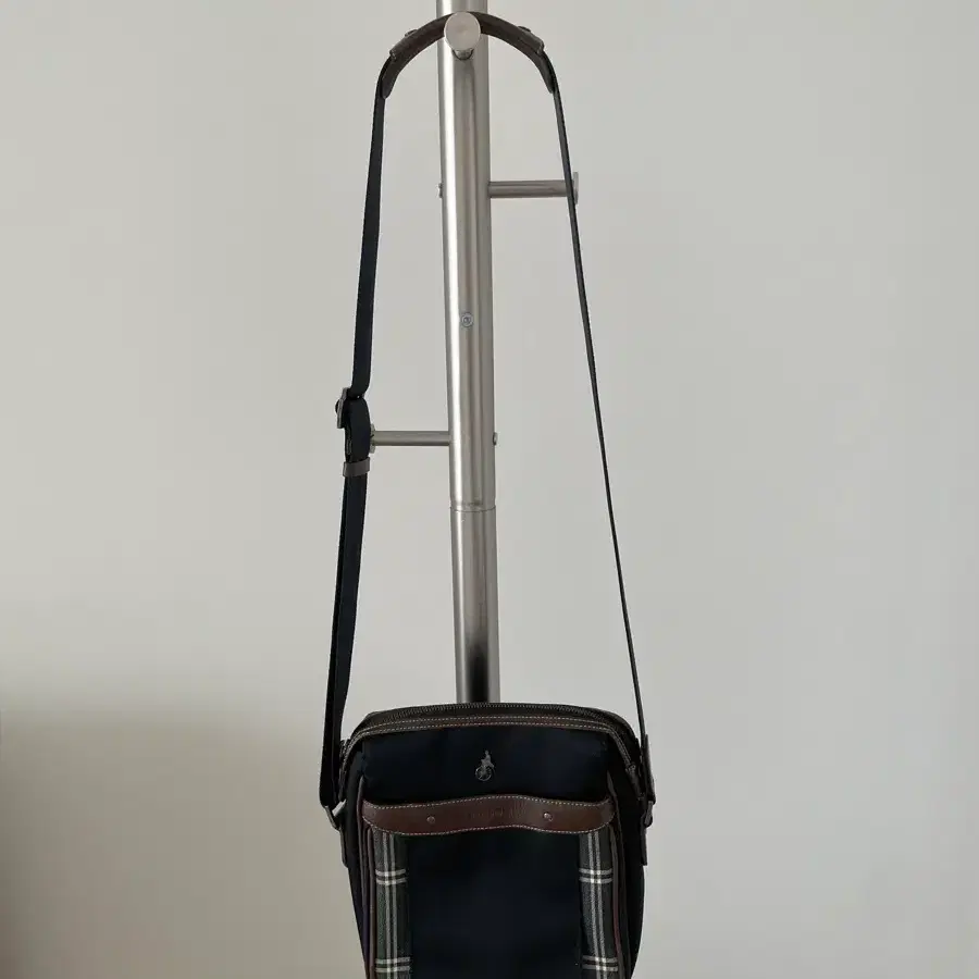 빈폴(BEAN POLE) 크로스백