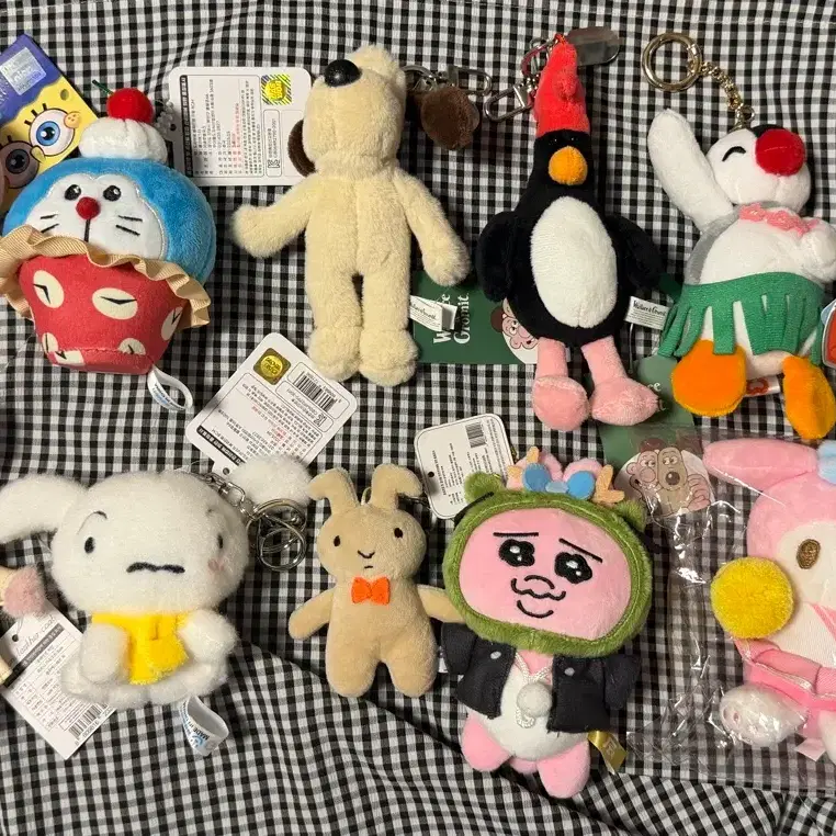 일괄) 인형 키링 도라에몽 짱구 흰둥이 빤쮸토끼 스폰지밥 핑구 산리오 마이멜로디