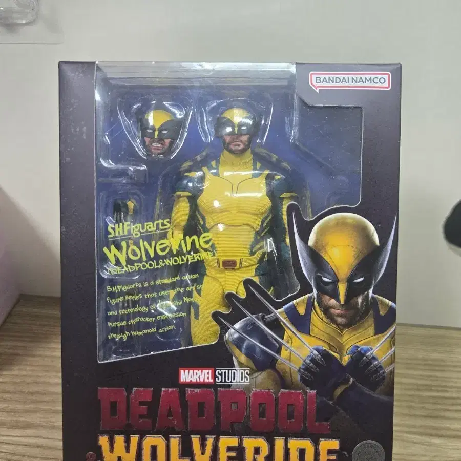반다이 SHFiguarts 울버린 피규어