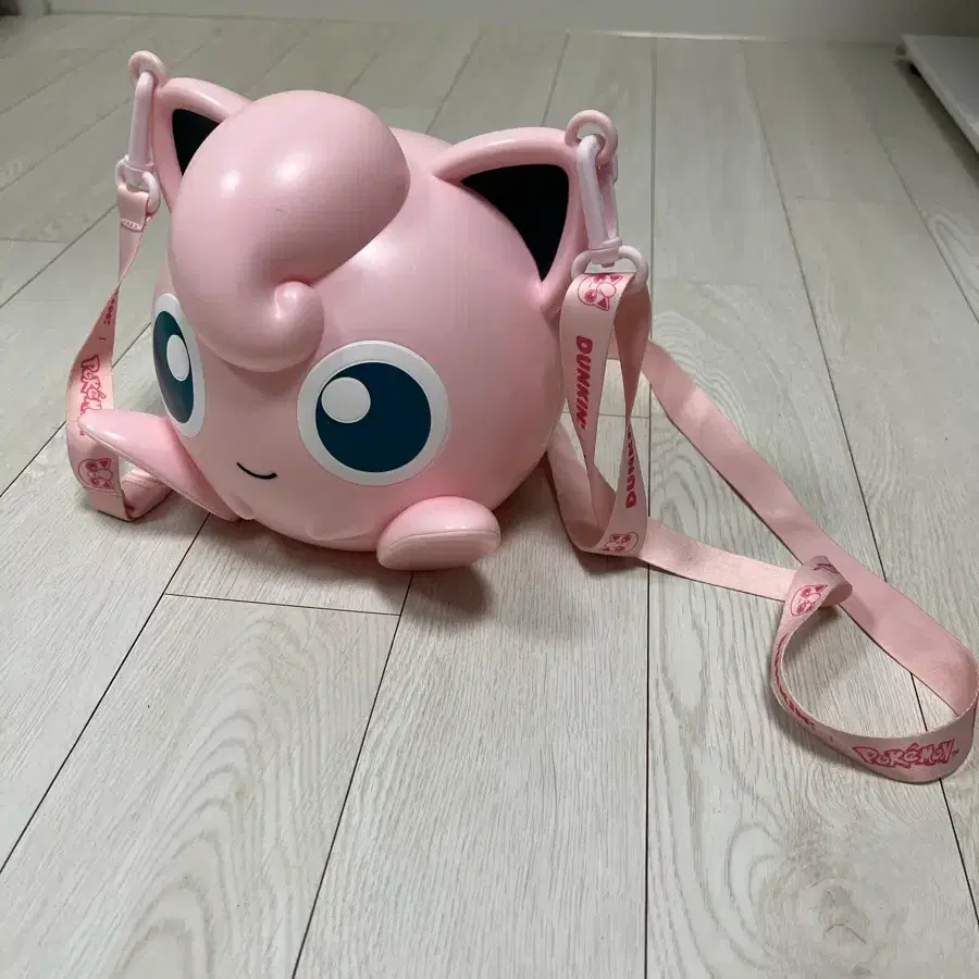 던킨 푸린 가방 피규어