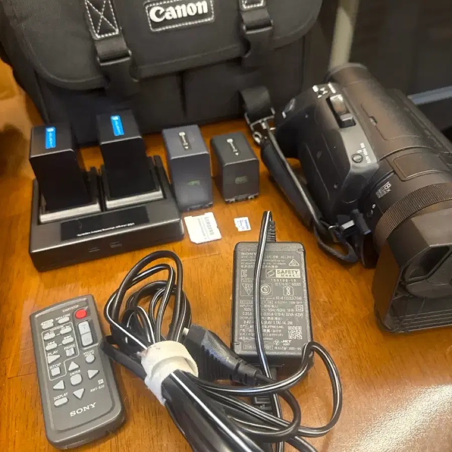 SONY AX700 핸디캠 풀세트 판매