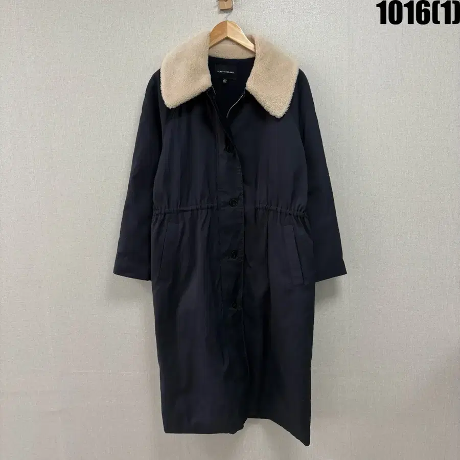 플라스틱아일랜드 넥카라 코트 네이비 m