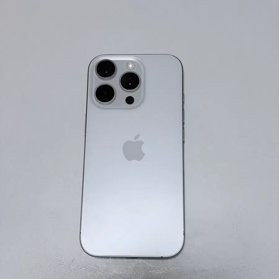 아이폰 16프로 실버 128gb(새폰급)